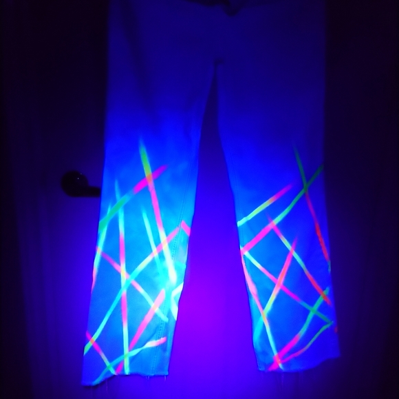 Custom one of a kind paint job light show Zara jeans ( The zipper is missing, ) - Picture 4 of 4